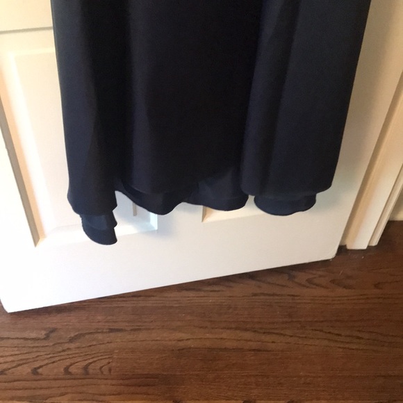 Tahari evening formal gown - Picture 4 of 6